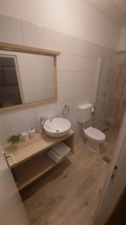 Apartmani Dane Sukošan Eksteriør bilde